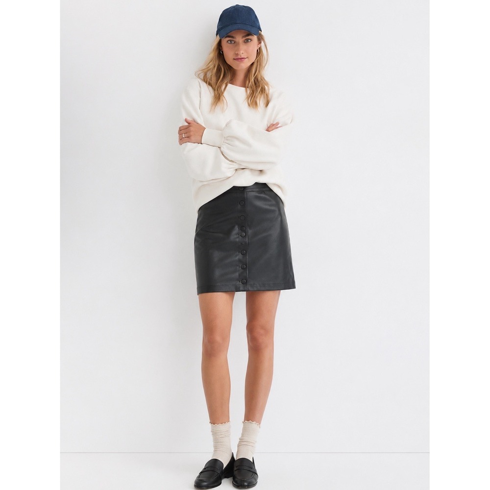 LOFT Faux Leather Mini‎ Skirt Sz 4P Black Preppy Business Casual Hipster Career